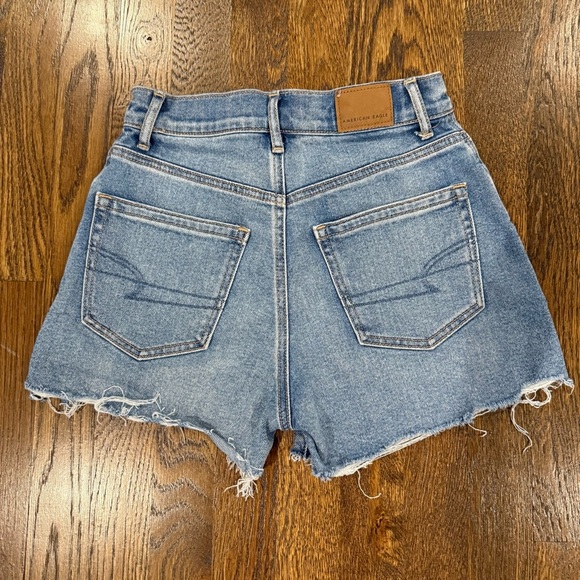 American Eagle Highest Rise 90s Boyfriend Jean Shorts Size 00 - Picture 2 of 4
